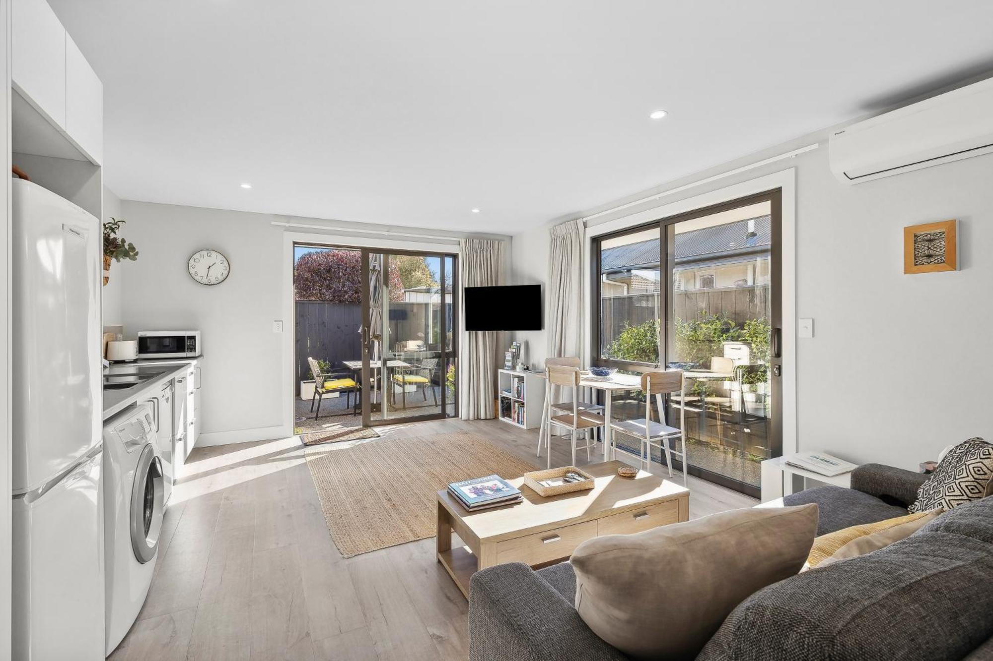 Modern, Sunny, Central Motueka ภายนอก รูปภาพ